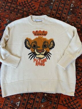 Zara Women’s Lion King Sweater